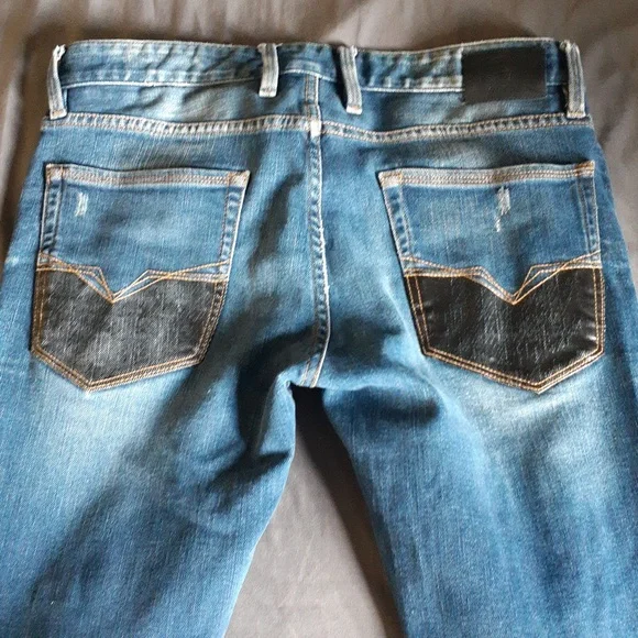 GUESS JEANS - Picture 7 of 10